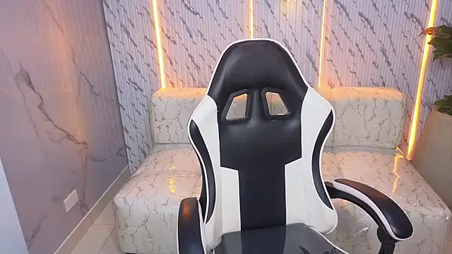 Terry tx online show from 10/30/25, 01:01