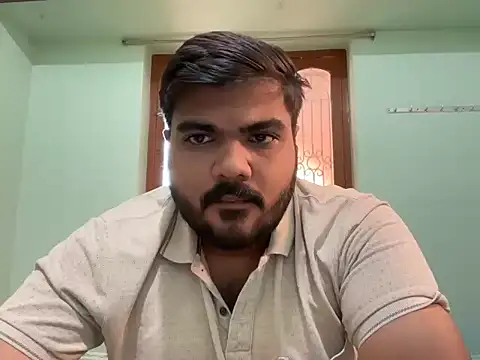 Romeo Sam2 online show from 11/08/25, 07:41