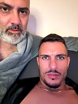 WildFlame2525 online show from 10/18/25, 09:04