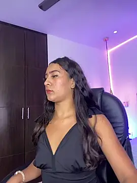 ScarletDesire  online show from 10/16/25, 07:48