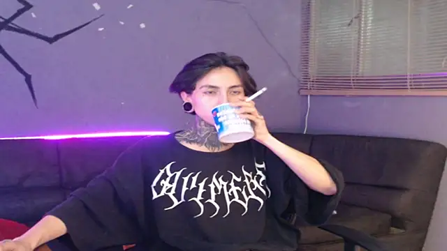 Kuregari xs online show from 11/05/25, 04:12