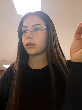 EmmaValencia  online show from 11/12/25, 07:13