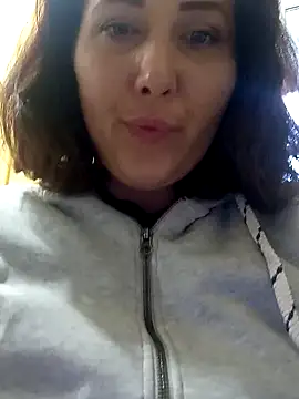 Snapshot of SeleettaNi chatting on 10/02/25, 10:55 SeleettaNi online show from 10/02/25, 10:55