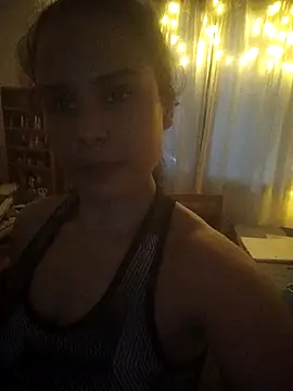 Snapshot of Arisbet333 chatting on 10/01/25, 11:33 Arisbet333 online show from 10/01/25, 11:33