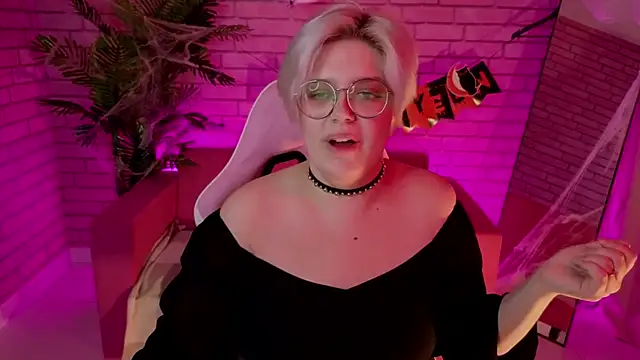 DominiqueSweetie online show from 10/30/25, 12:06