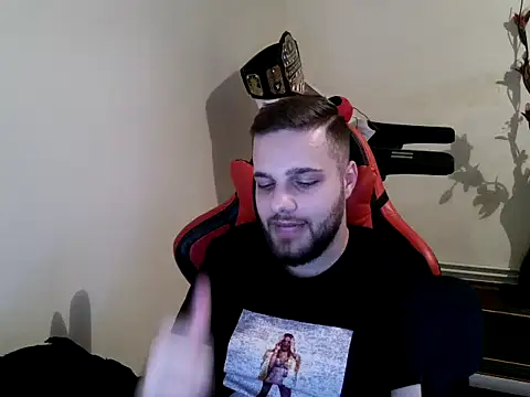 Snapshot of KingAdonisss chatting on 10/14/25, 10:43 KingAdonisss online show from 10/14/25, 10:43