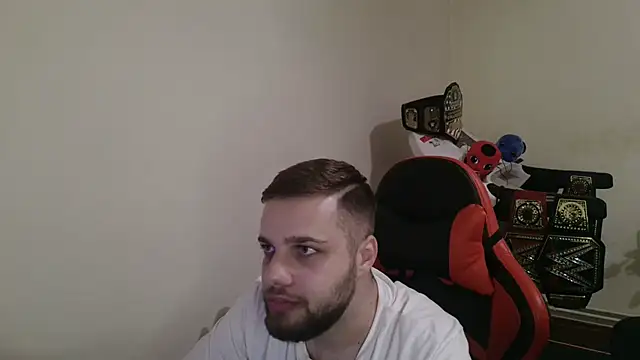 Snapshot of KingAdonisss chatting on 10/27/25, 07:07 KingAdonisss online show from 10/27/25, 07:07