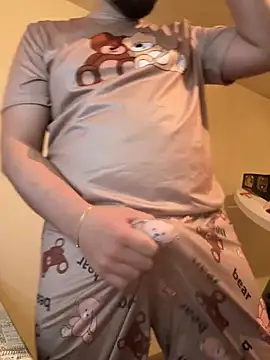 Snapshot of KingAdonisss chatting on 11/20/25, 02:50 KingAdonisss online show from 11/20/25, 02:50