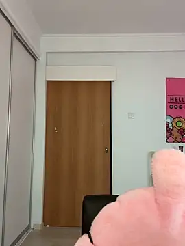 bunnyirisluv online show from 11/18/25, 03:23