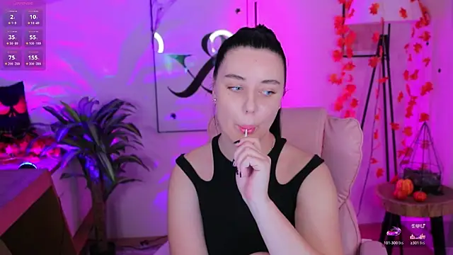 Snapshot of Black___Barbie chatting on 11/03/25, 10:53 Black Barbie online show from 11/03/25, 10:53