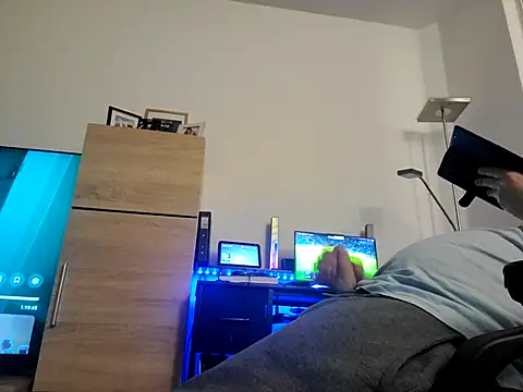 stivi2526 online show from 11/13/25, 10:52