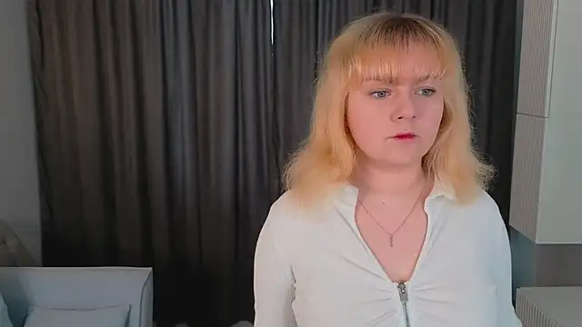 Sharon Riley  online show from 09/29/25, 06:18