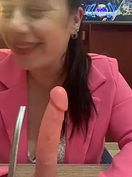 Amarteverdaderamente online show from 10/24/25, 11:34