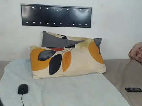 Black-RoseX online show from 11/15/25, 08:44