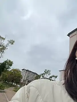 Snapshot of siru-love chatting on 10/23/25, 06:56 siru-love online show from 10/23/25, 06:56