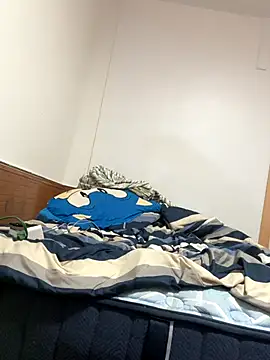 Snapshot of UrfavDilf69 chatting on 11/11/25, 12:27 UrfavDilf69 online show from 11/11/25, 12:27