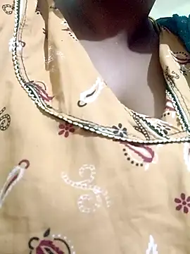 Snapshot of harinisree chatting on 11/09/25, 03:38 harinisree online show from 11/09/25, 03:38