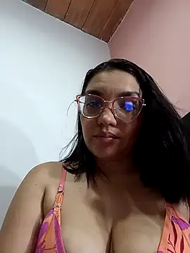 Naughty anyeli online show from 10/08/25, 10:24