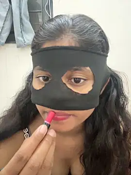 Snapshot of sexy-riya43 chatting on 10/08/25, 02:58 sexy-riya43 online show from 10/08/25, 02:58