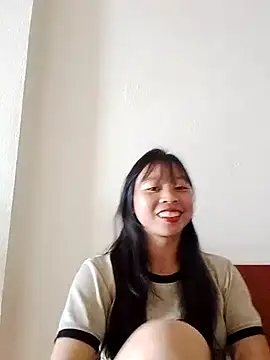 yenyen-bae online show from 10/02/25, 12:39