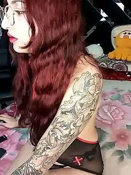 Snapshot of _luunaa_ chatting on 10/04/25, 12:41 luunaa online show from 10/04/25, 12:41