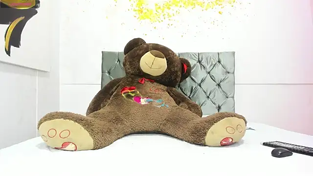 Snapshot of lapitti chatting on 10/24/25, 01:40 lapitti online show from 10/24/25, 01:40