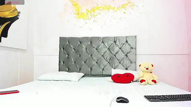 Snapshot of lapitti chatting on 11/02/25, 01:35 lapitti online show from 11/02/25, 01:35