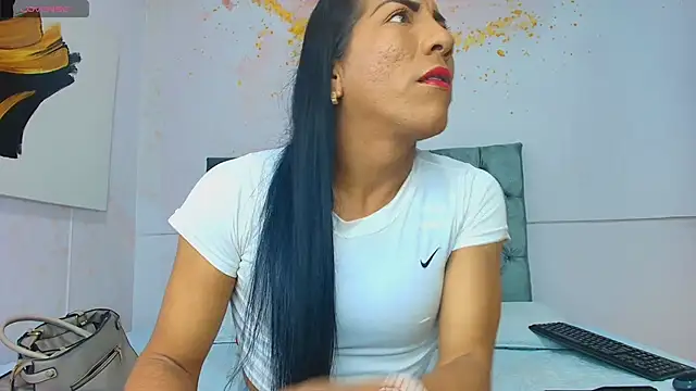 Snapshot of lapitti chatting on 11/05/25, 01:55 lapitti online show from 11/05/25, 01:55