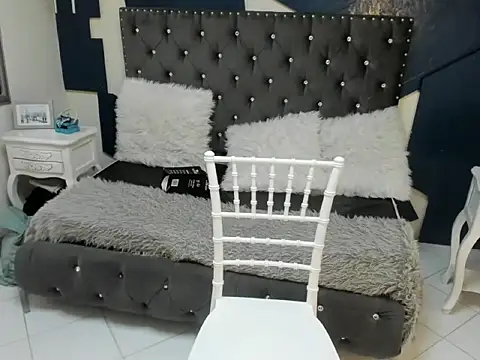 lola cook online show from 10/24/25, 12:45