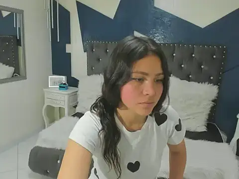 lola cook online show from 11/14/25, 08:18