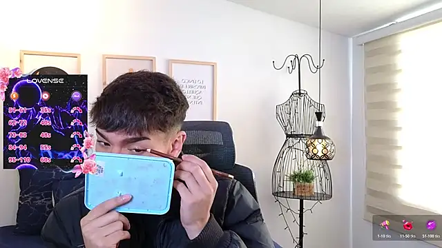 kevienmiet online show from 10/23/25, 11:53