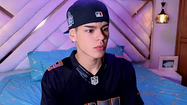 kevienmiet online show from 11/18/25, 11:36