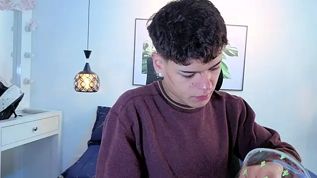 kevienmiet online show from 11/19/25, 12:16