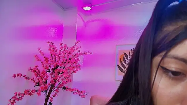 Gabriela milani online show from 10/08/25, 11:30