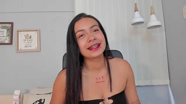 Lilo Rose online show from 11/08/25, 12:16