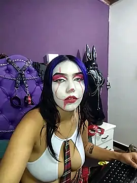 Sophie-dbs online show from 10/26/25, 07:53