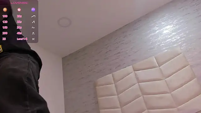 jax black online show from 11/21/25, 07:01