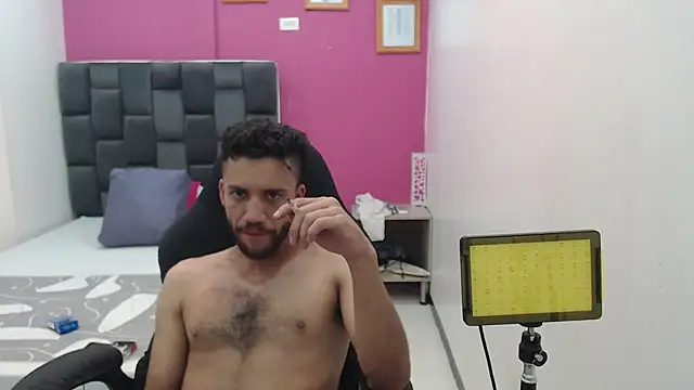 Juan FelipeX01 online show from 10/17/25, 10:56