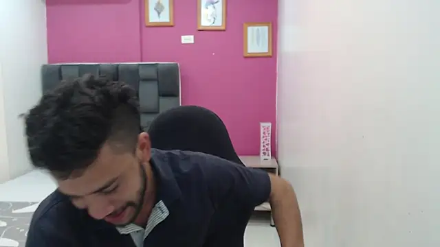 Juan FelipeX01 online show from 10/18/25, 10:32