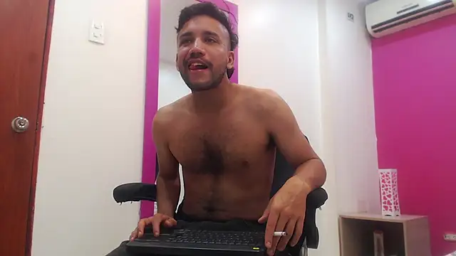 Juan FelipeX01 online show from 11/17/25, 04:35