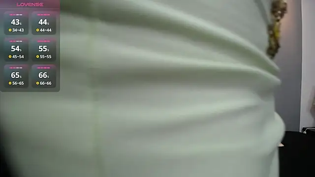 Neesha   online show from 11/06/25, 07:15