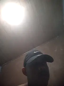 mestre637 online show from 10/27/25, 09:30