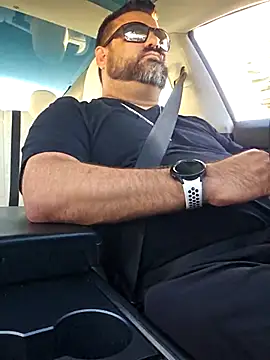 Roddog18 online show from 11/04/25, 11:59