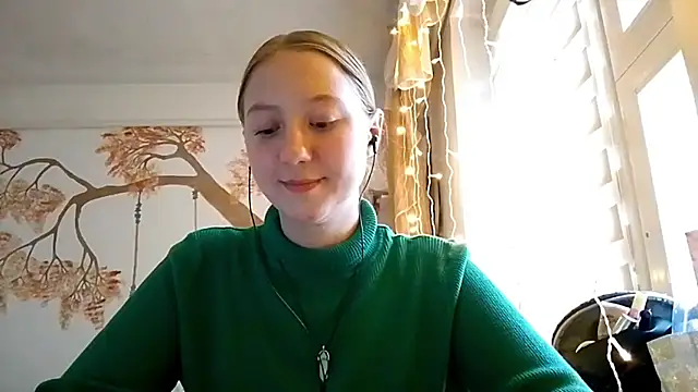 Snapshot of CarynFlaryn chatting on 09/30/25, 06:07 CarynFlaryn online show from 09/30/25, 06:07
