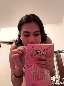 Snapshot of Brianna_bunny05 chatting on 10/16/25, 03:18 Brianna bunny05 online show from 10/16/25, 03:18