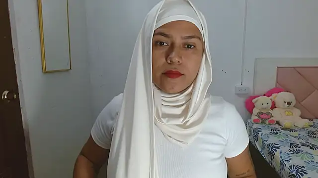 Nadia hasbun online show from 10/08/25, 11:19