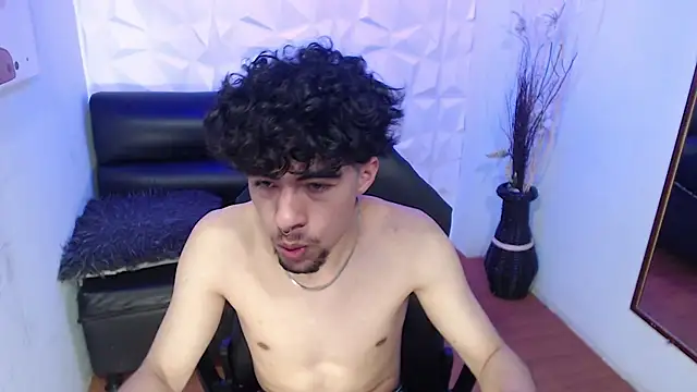 Liil boy online show from 10/07/25, 03:36