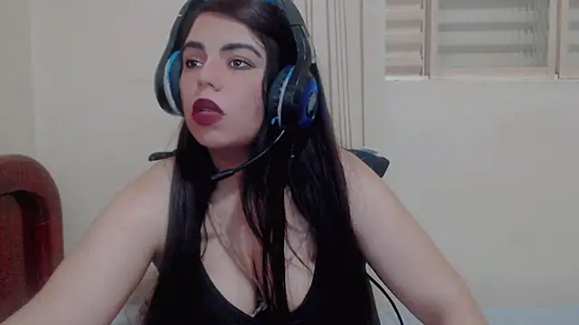 AgathaMendes online show from 10/15/25, 12:33