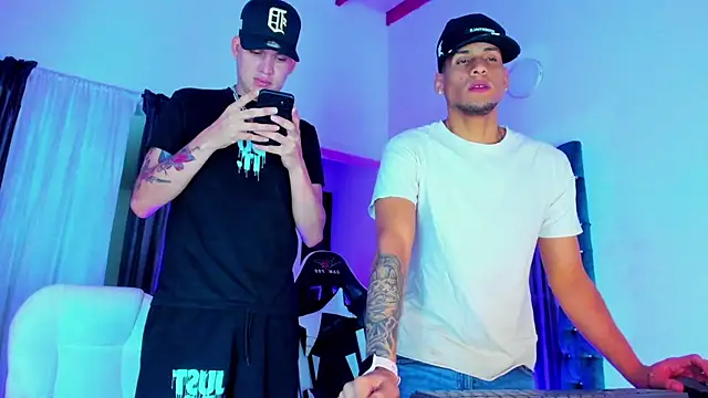 daddys insanee online show from 11/18/25, 08:30