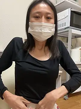 mia2 jp online show from 11/04/25, 10:58